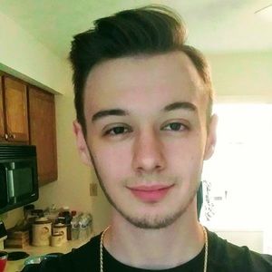 Meet your Posher, Evan